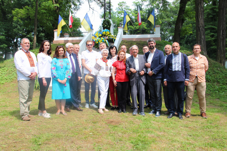 "Позиція української громади у Польщі є одним із ключових орієнтирів для Інституту" - голова УІНП здійснив робочий візит до Перемишля