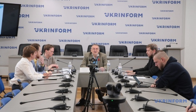 82% українців вважають, що Путін це сучасний Гітлер, – соцопитування