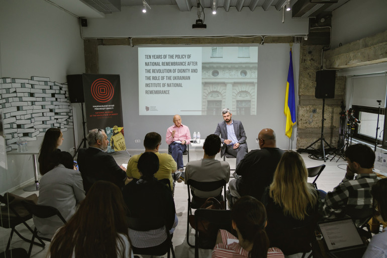 Голова УІНП зустрівся з делегацією польських журналістів у Києві