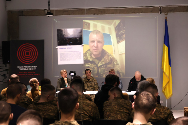 УІНП провів зустріч з ветеранами та військовими до Дня добровольця
