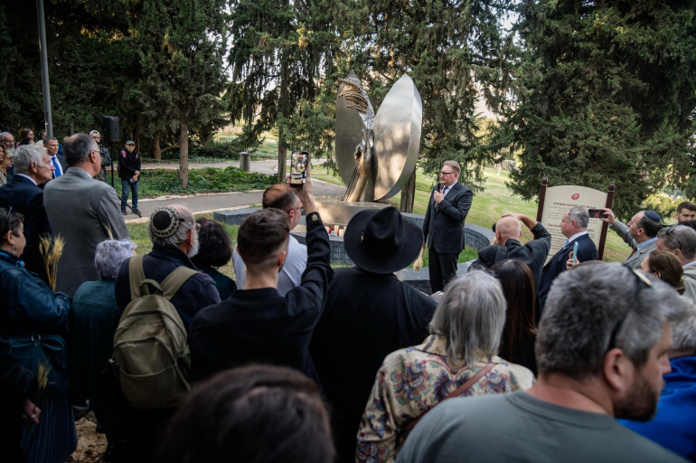 УІНП долучився до відкриття першого пам’ятника Голодомору в Єрусалимі