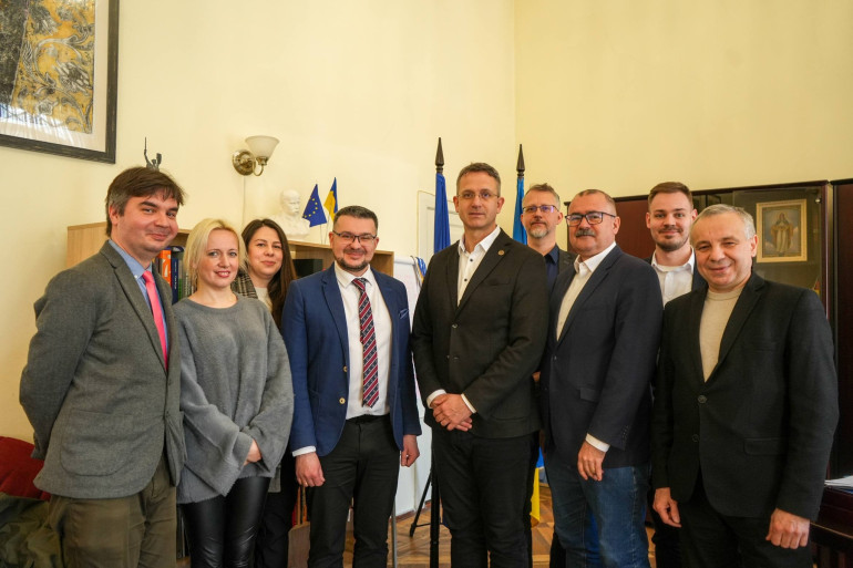 В УІНП відбулась зустріч з представниками Чеської та Словацької Республік