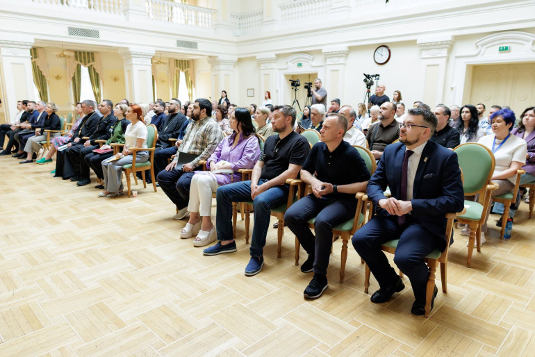 Меморіал Героїв Небесної Сотні: держава, родини та громадськість обговорили подальші кроки